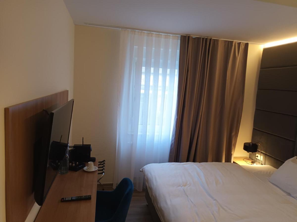 O&O Hotel Oberursel Zentrum Eksteriør billede